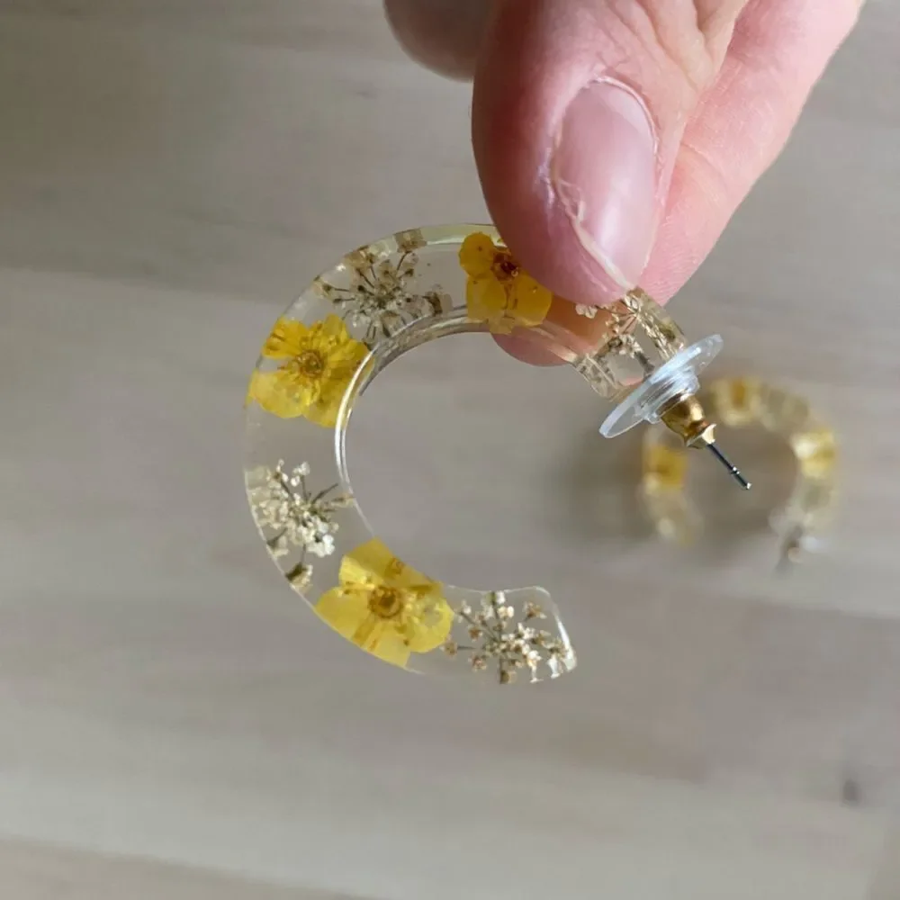Yellow & White Floral Resin Open Hoop Earrings